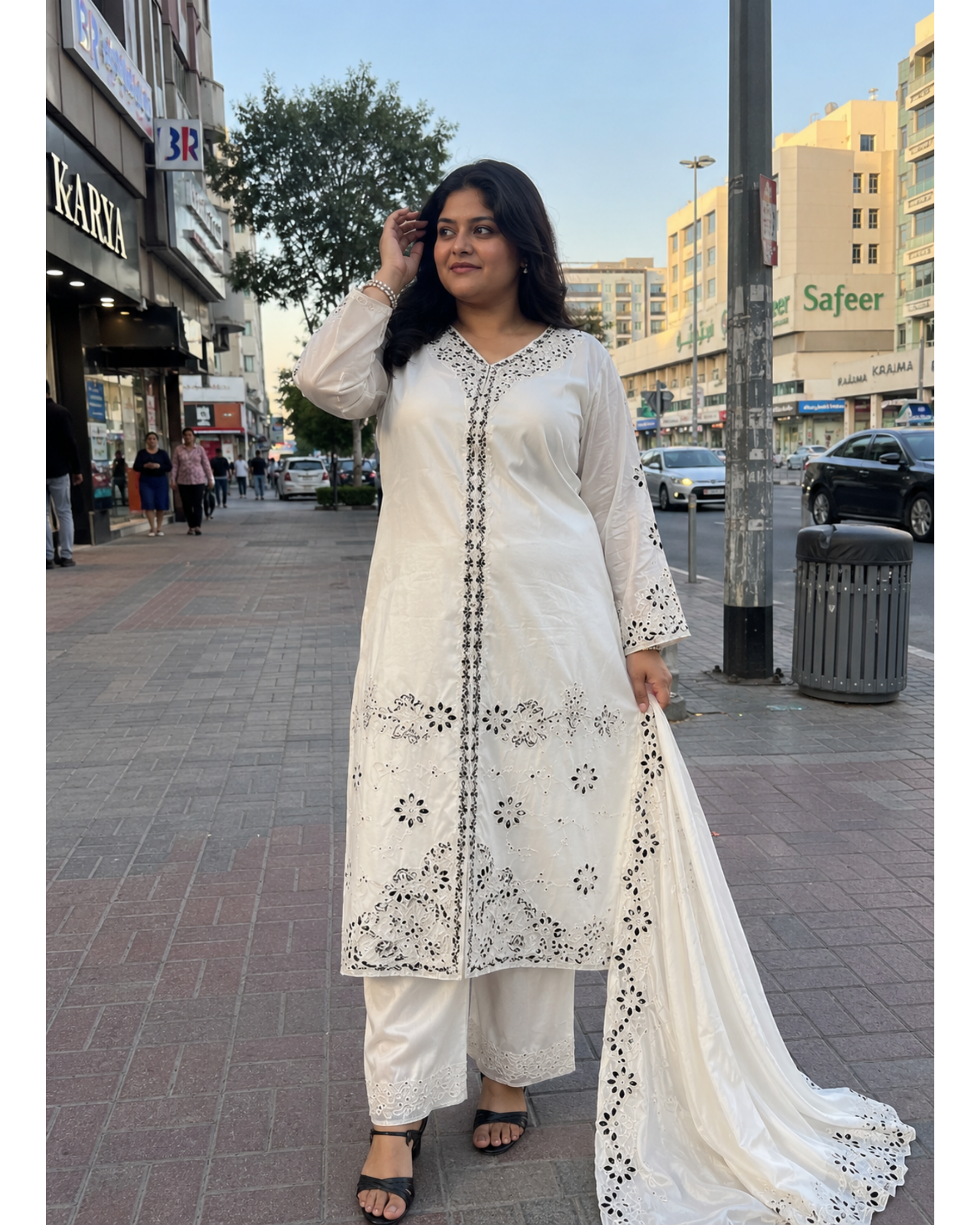 Gadewal Silk - Maya Royal Aura